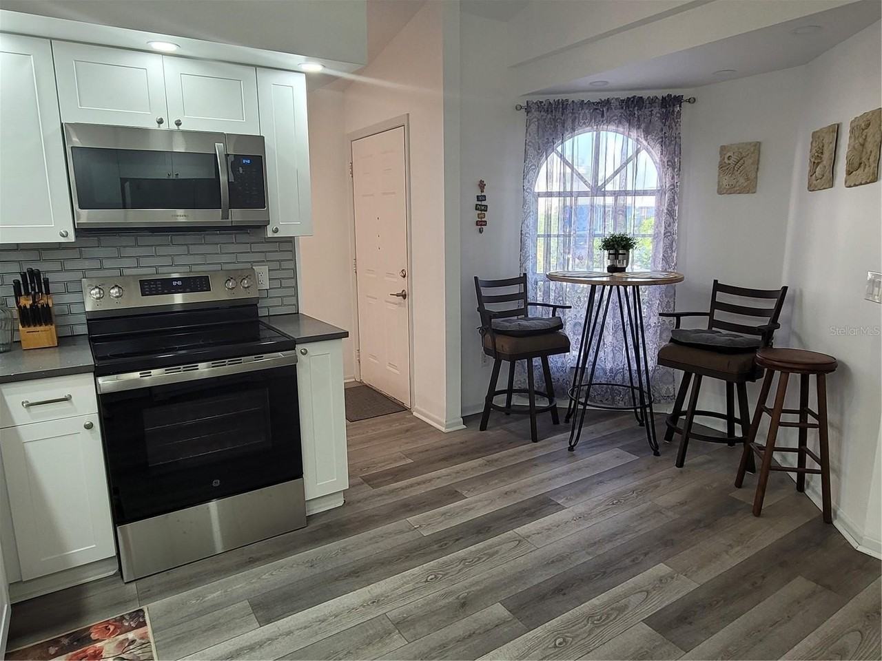 14277 Palm Ter - Photo 7 of 43