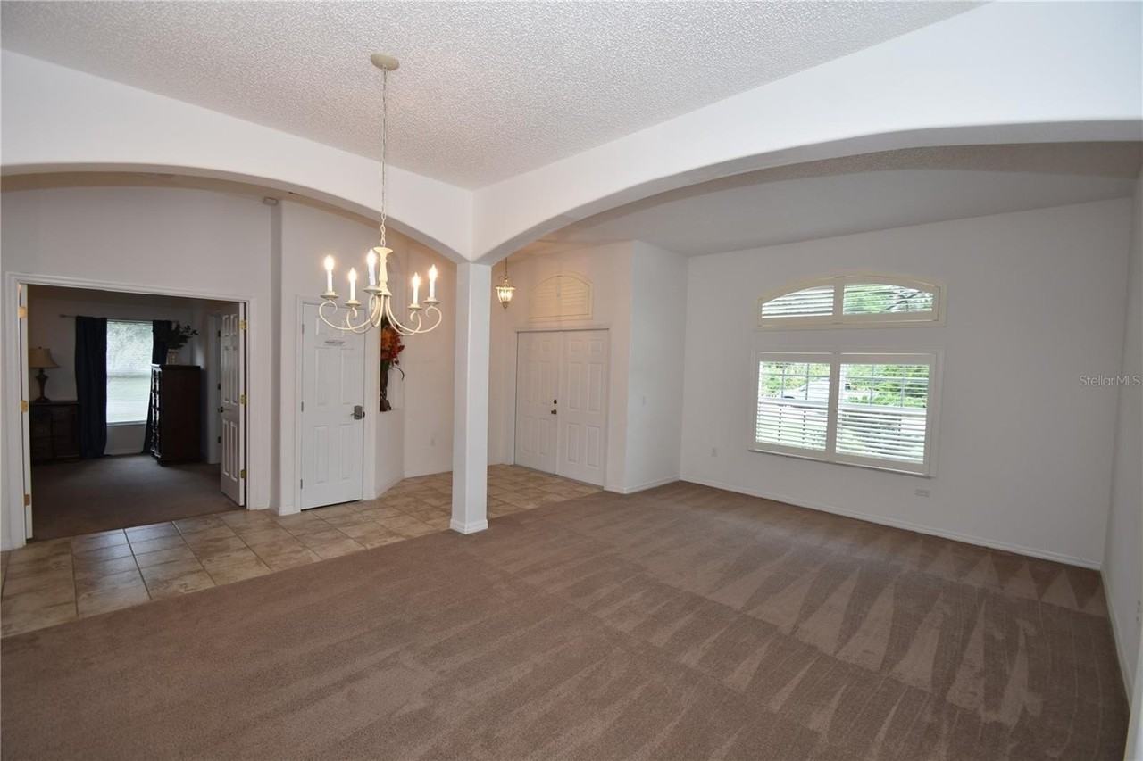 192 Pine Grove Dr - Photo 4 of 47