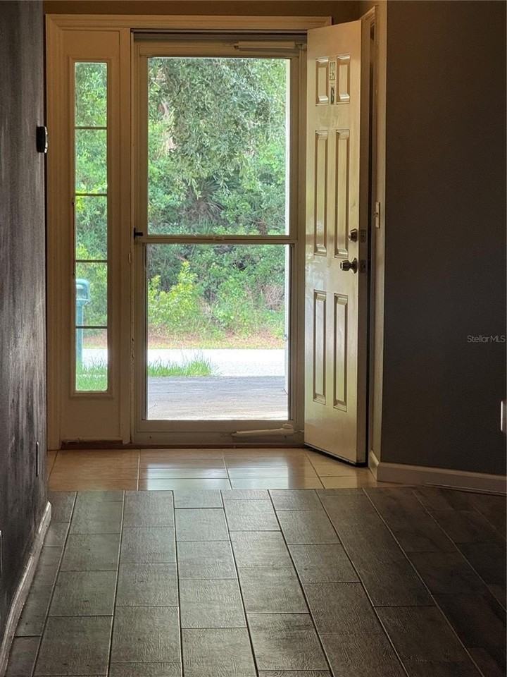 49 Providence Ln #B - Photo 3 of 28
