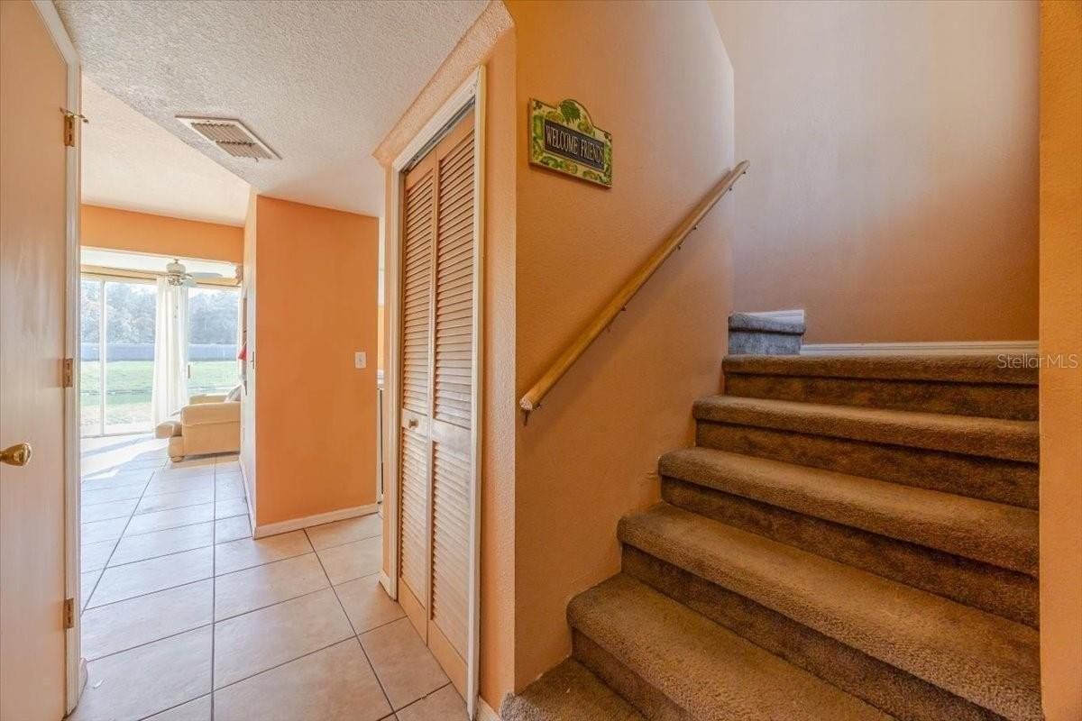 203 Coco Plum Dr - Photo 2 of 25