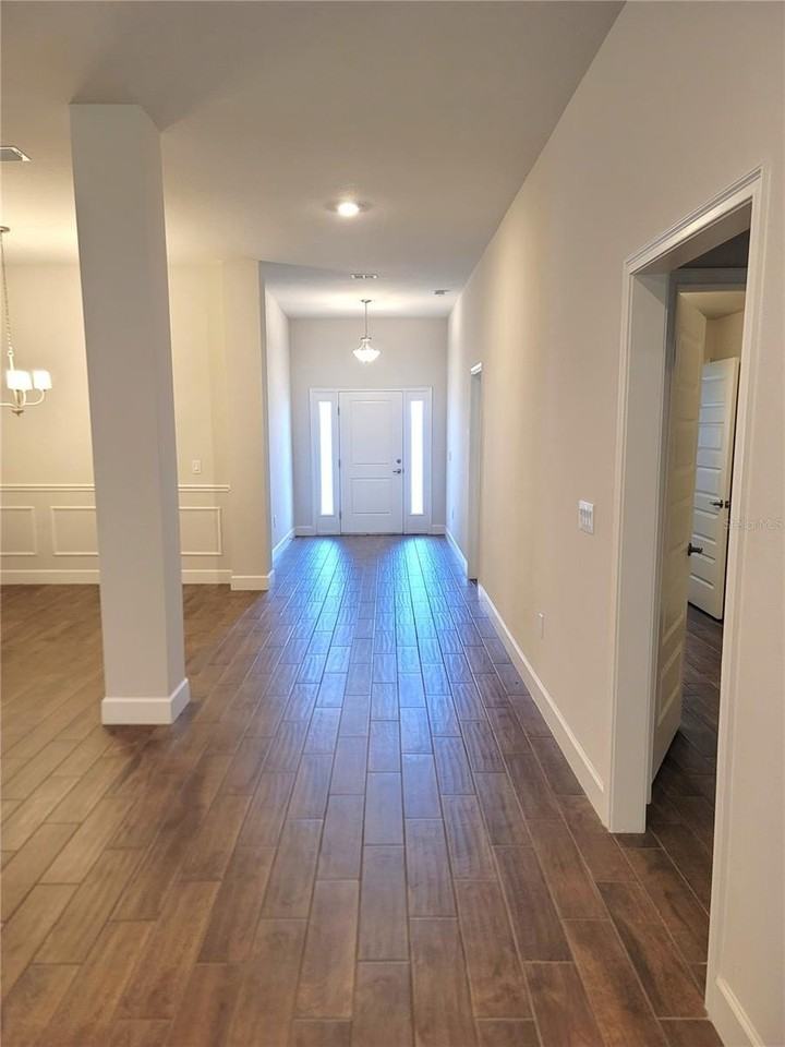 4829 Summit View Way - Photo 5 of 50
