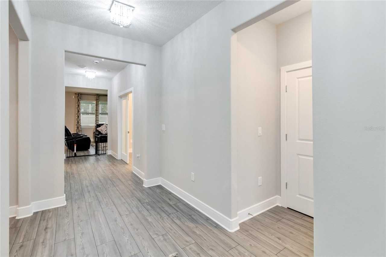 4067 Meandering Bay Dr - Photo 4 of 28