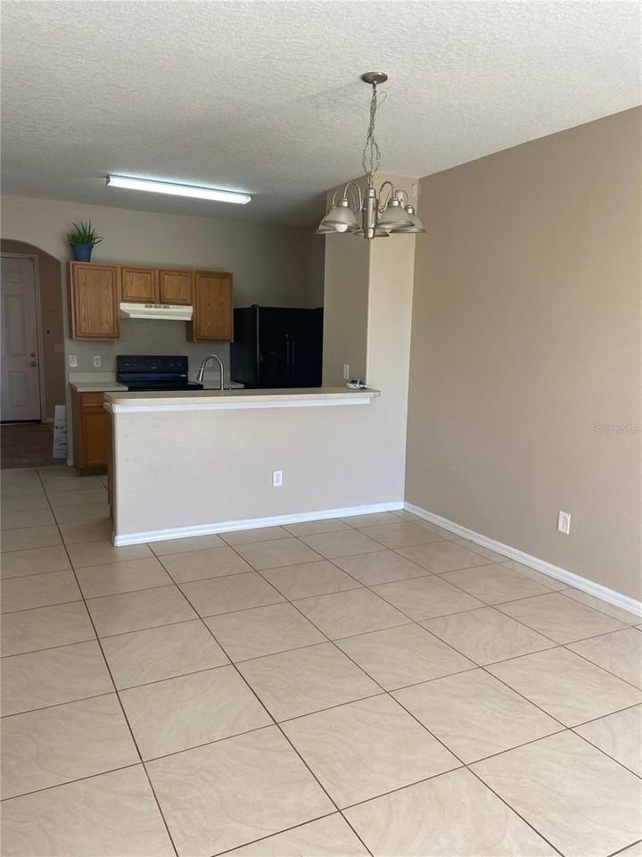 628 Madina Cir - Photo 7 of 15