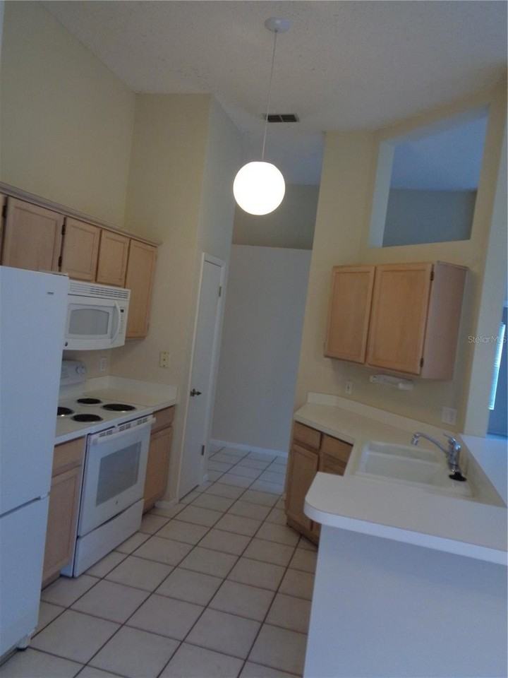 2125 River Park Blvd - Photo 4 of 17