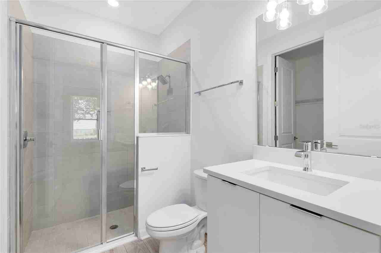 8472 Sperry St - Photo 5 of 39