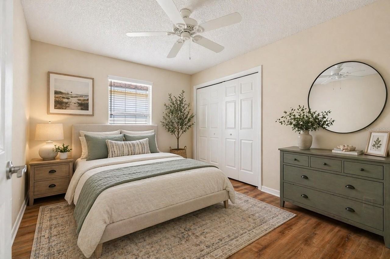 430 Calvert Ter - Photo 6 of 12