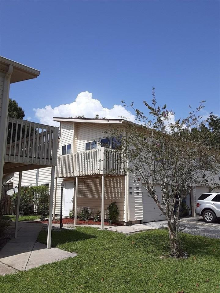 1101 Spring Meadow Dr #1101 - Photo 4 of 32