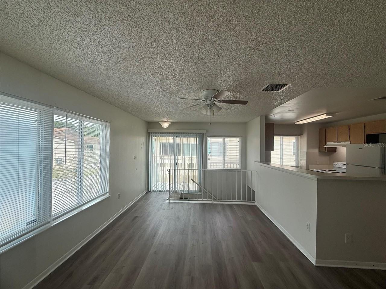 1101 Spring Meadow Dr #1101 - Photo 5 of 32