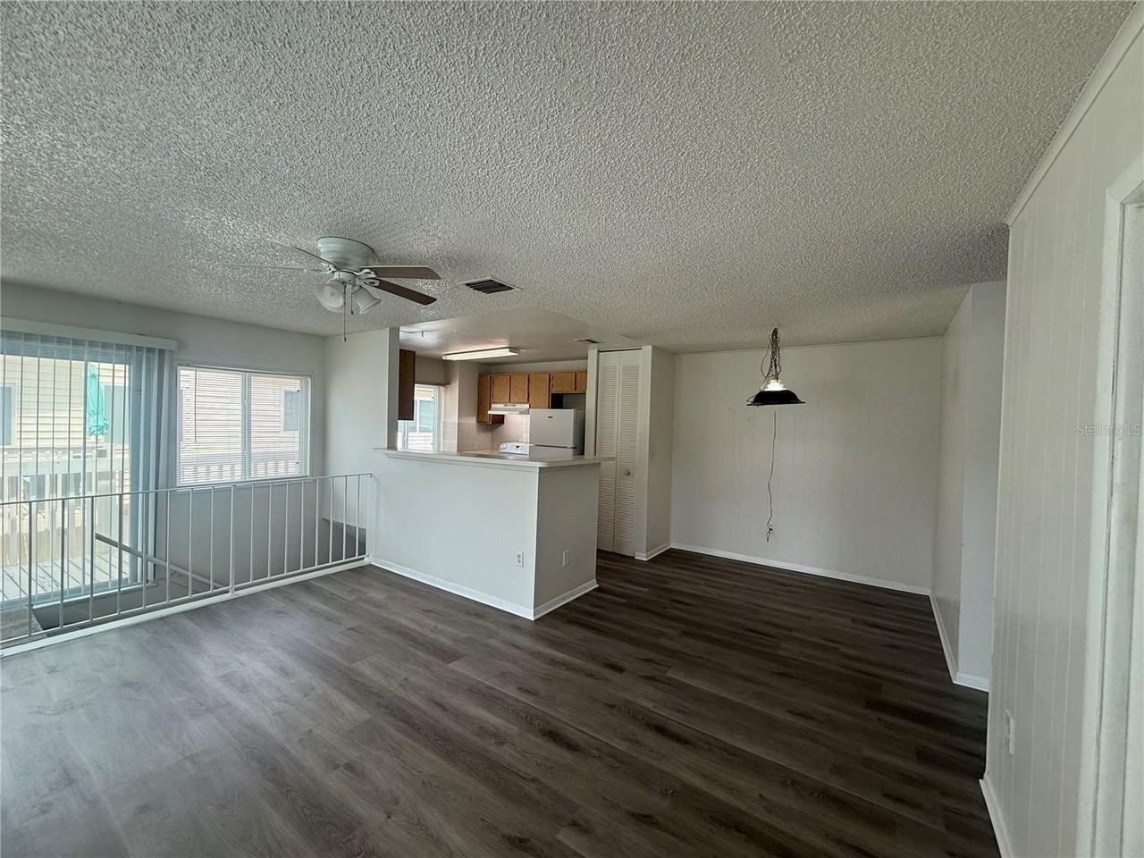 1101 Spring Meadow Dr #1101 - Photo 7 of 32