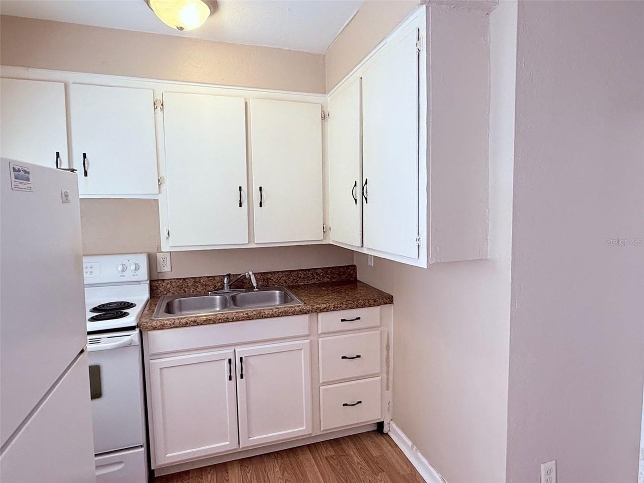 986 22nd Ave S #3 - Photo 7 of 20