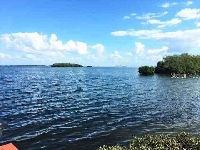 1515 Pinellas Bayway S #15