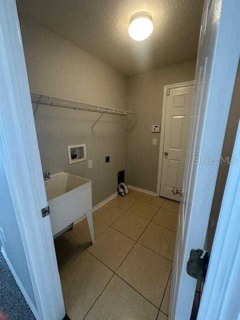 11121 Kempton Vista Dr - Photo 4 of 19