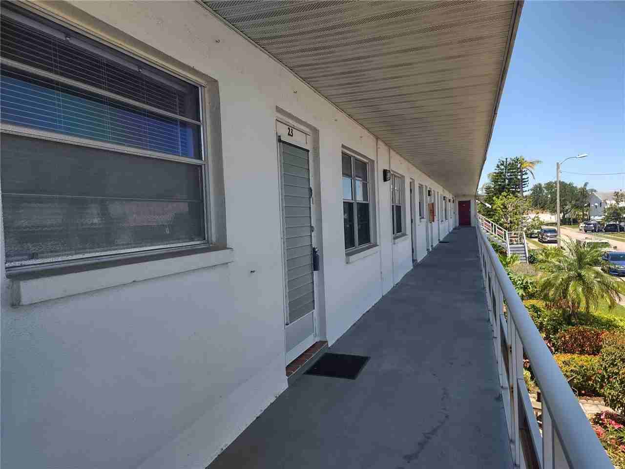 5850 18th St N #23 - Photo 5 of 50