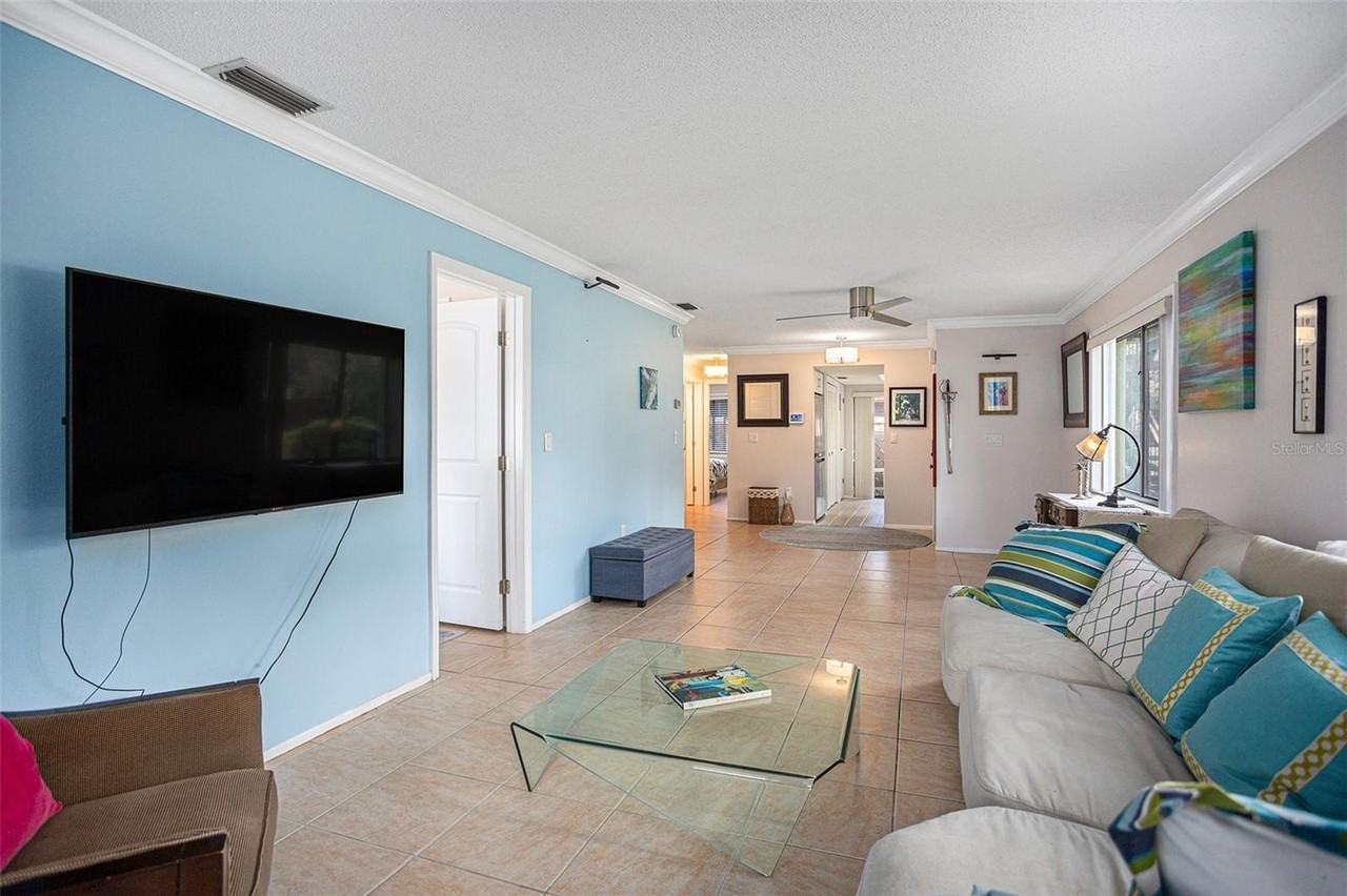 600 Summerhill Ct #A - Photo 6 of 31