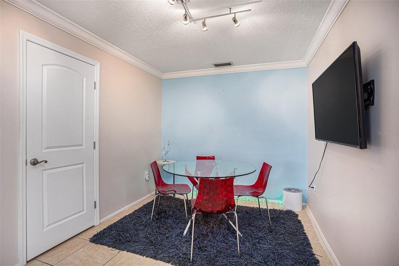 600 Summerhill Ct #A - Photo 7 of 31
