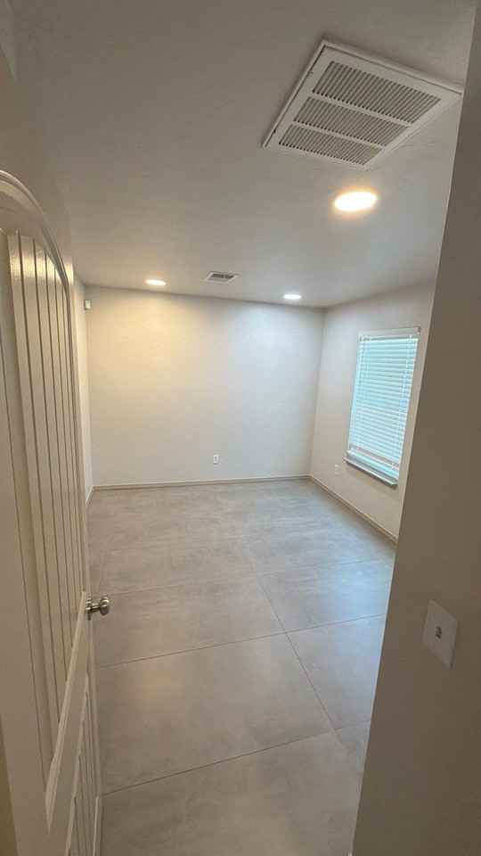 1708 Nw 144th Ter #1 - Photo 5 of 11