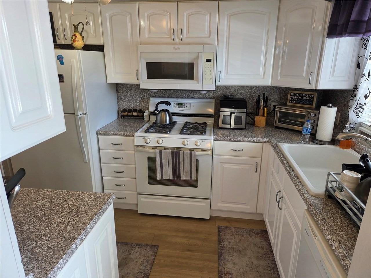 7 Dunoon Pl #309 - Photo 5 of 25