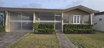 featured image of Urb. Villa Asturias, 30-27 Calle Pravia #1