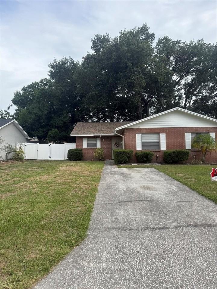 5118 Letitia Ct - Photo 3 of 20