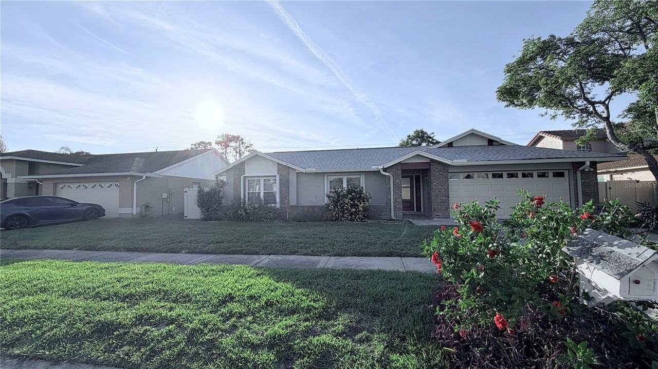 11803 Classic Lake Way