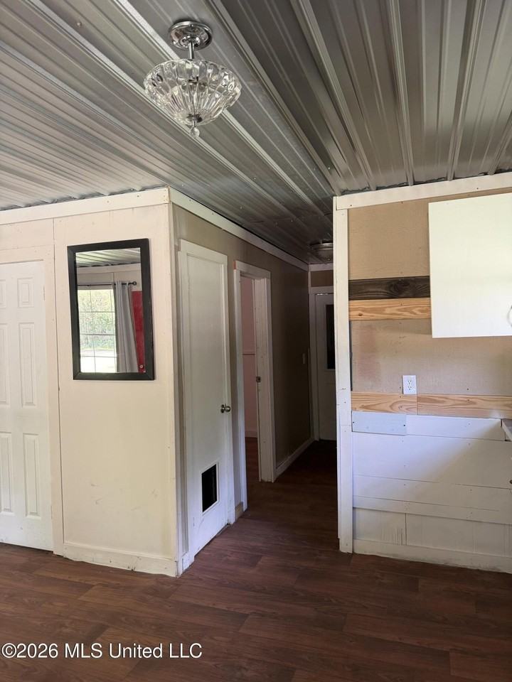 164 County Road 179 - Photo 5 of 12