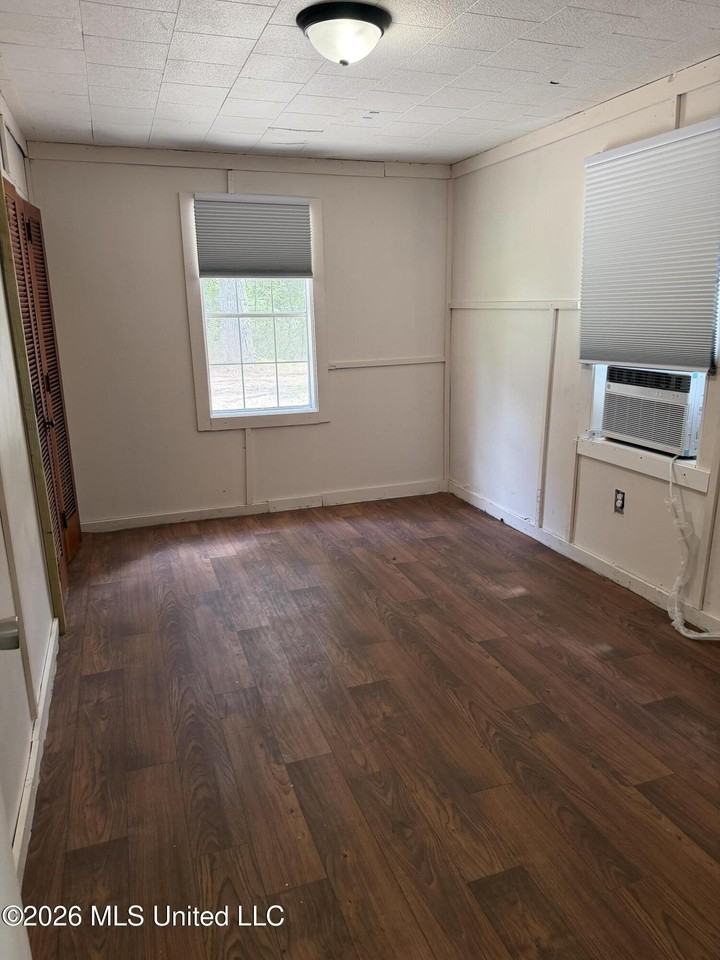 164 County Road 179 - Photo 7 of 12