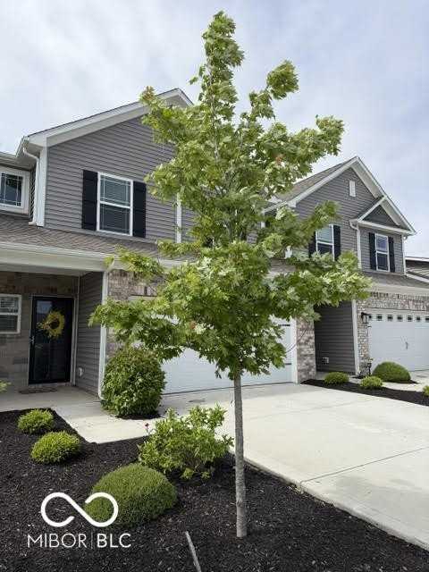 6389 Wasco Dr - Photo 3 of 20