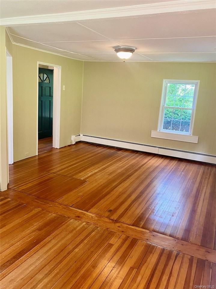 504A Camby Rd - Photo 4 of 20