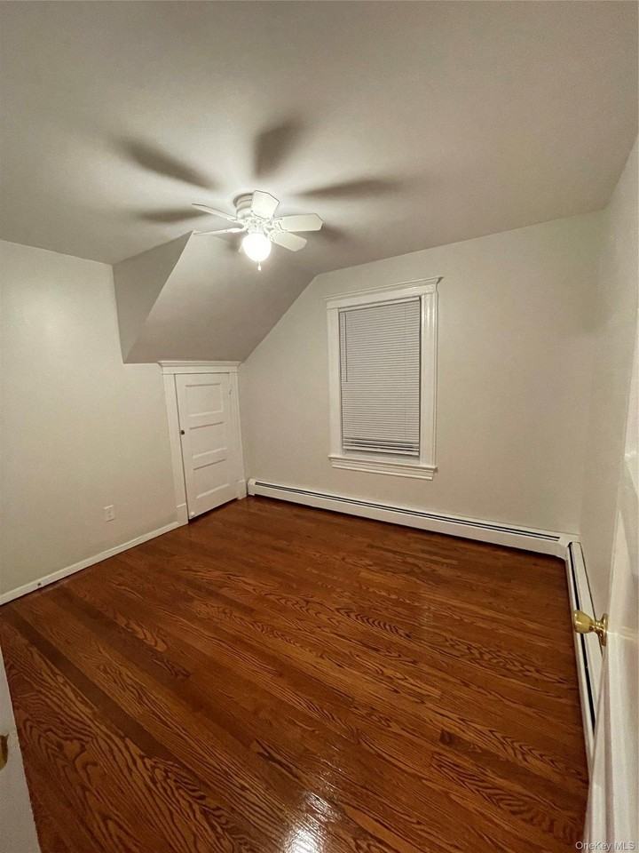 27 Neperan Rd #2R - Photo 2 of 9