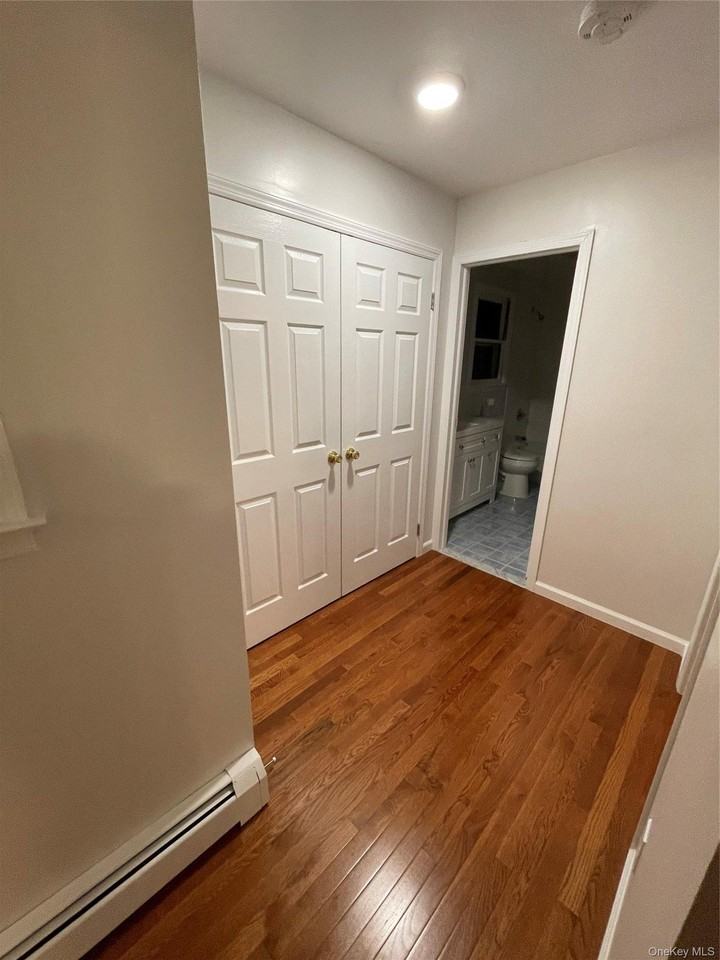 27 Neperan Rd #2R - Photo 6 of 9