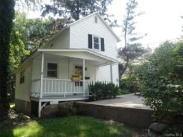 featured image of 28 Strawtown Rd