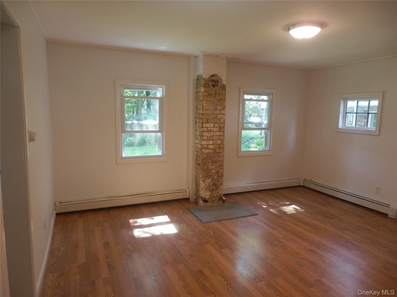 28 Strawtown Rd - Photo 7 of 19