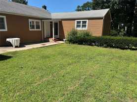 25 Robinson Ave - Photo 1 of 1