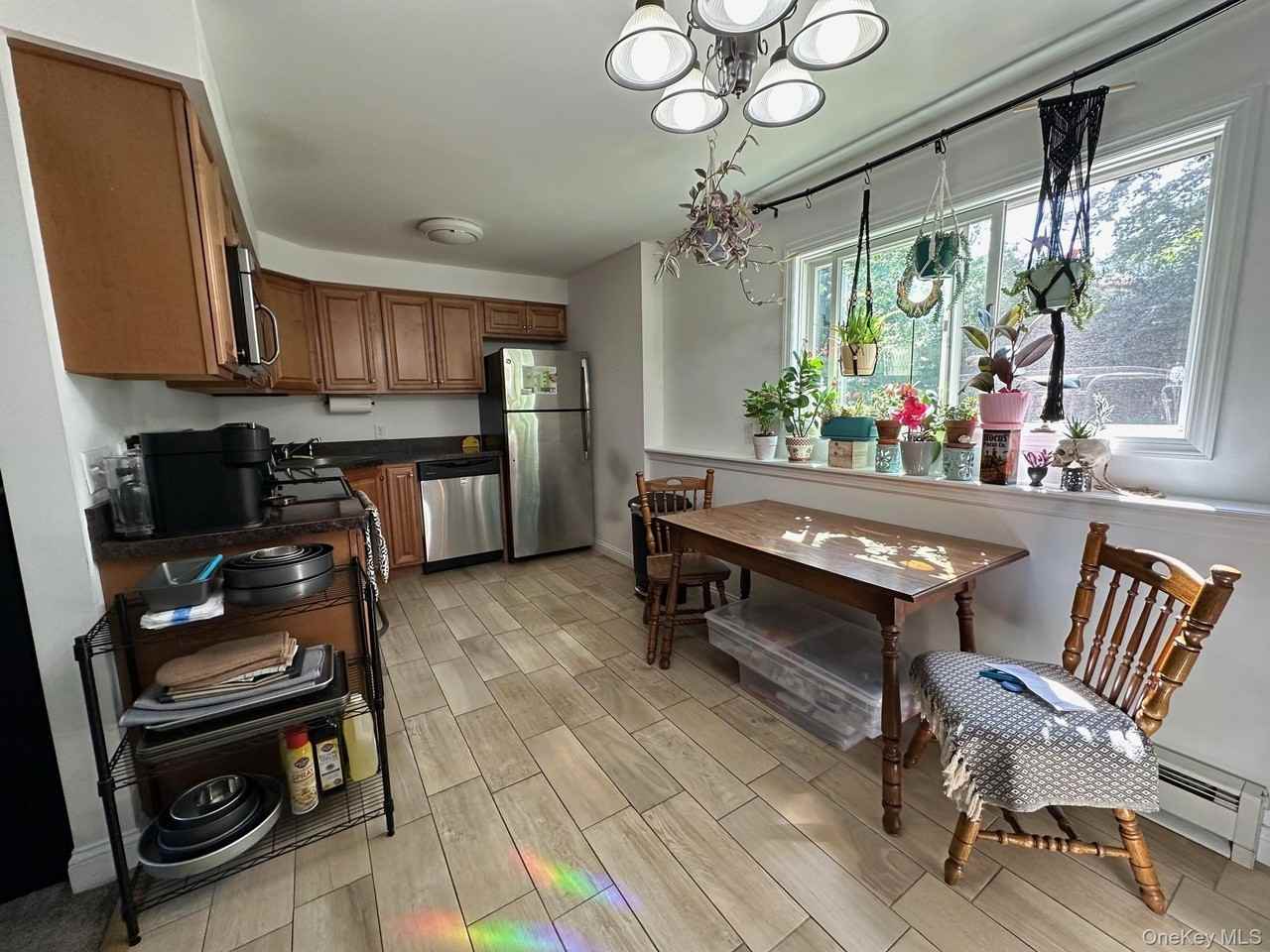 40A Melrose Ave - Photo 4 of 14