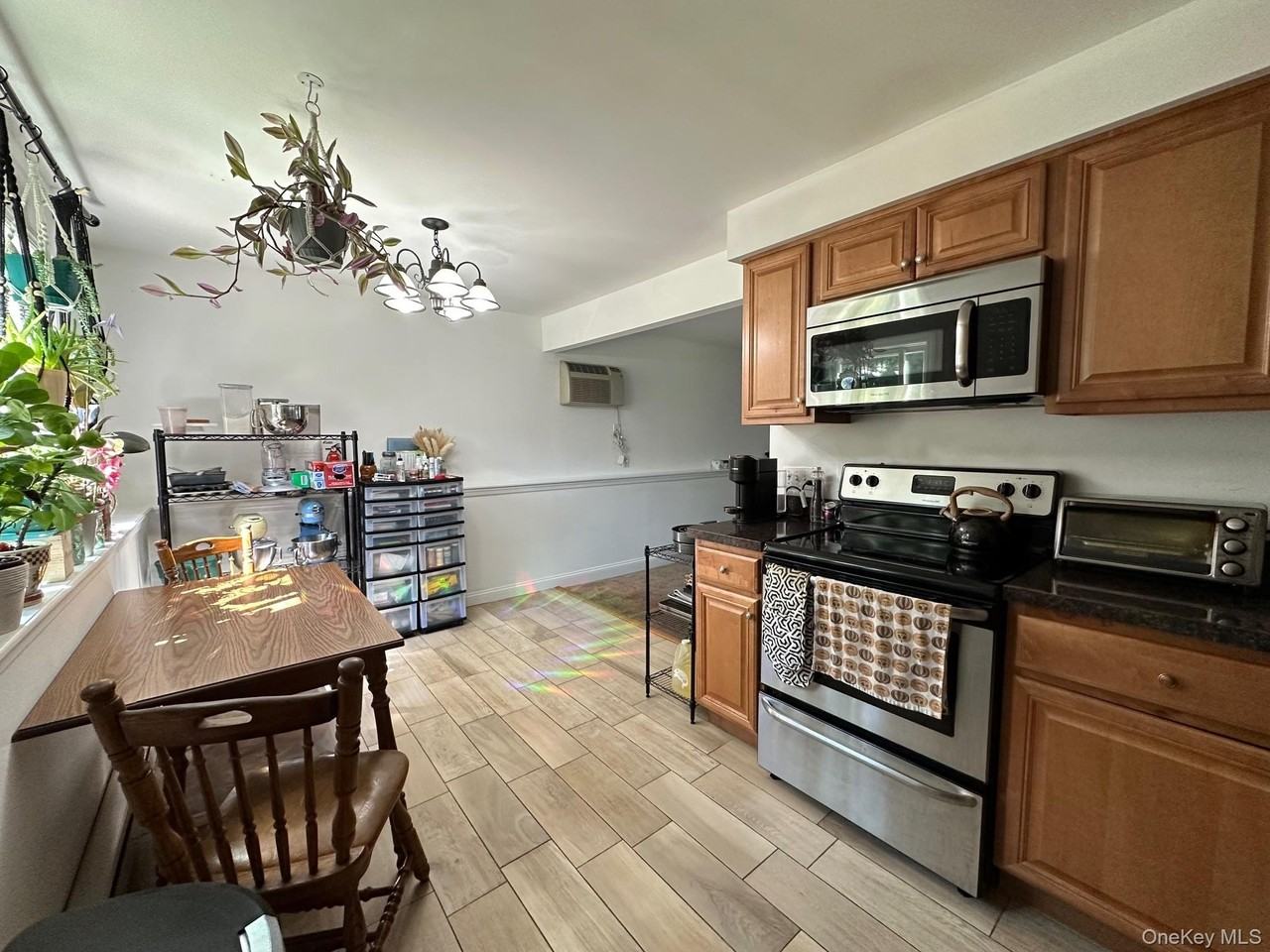 40A Melrose Ave - Photo 5 of 14