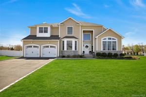 featured image of 27 Country View Ln