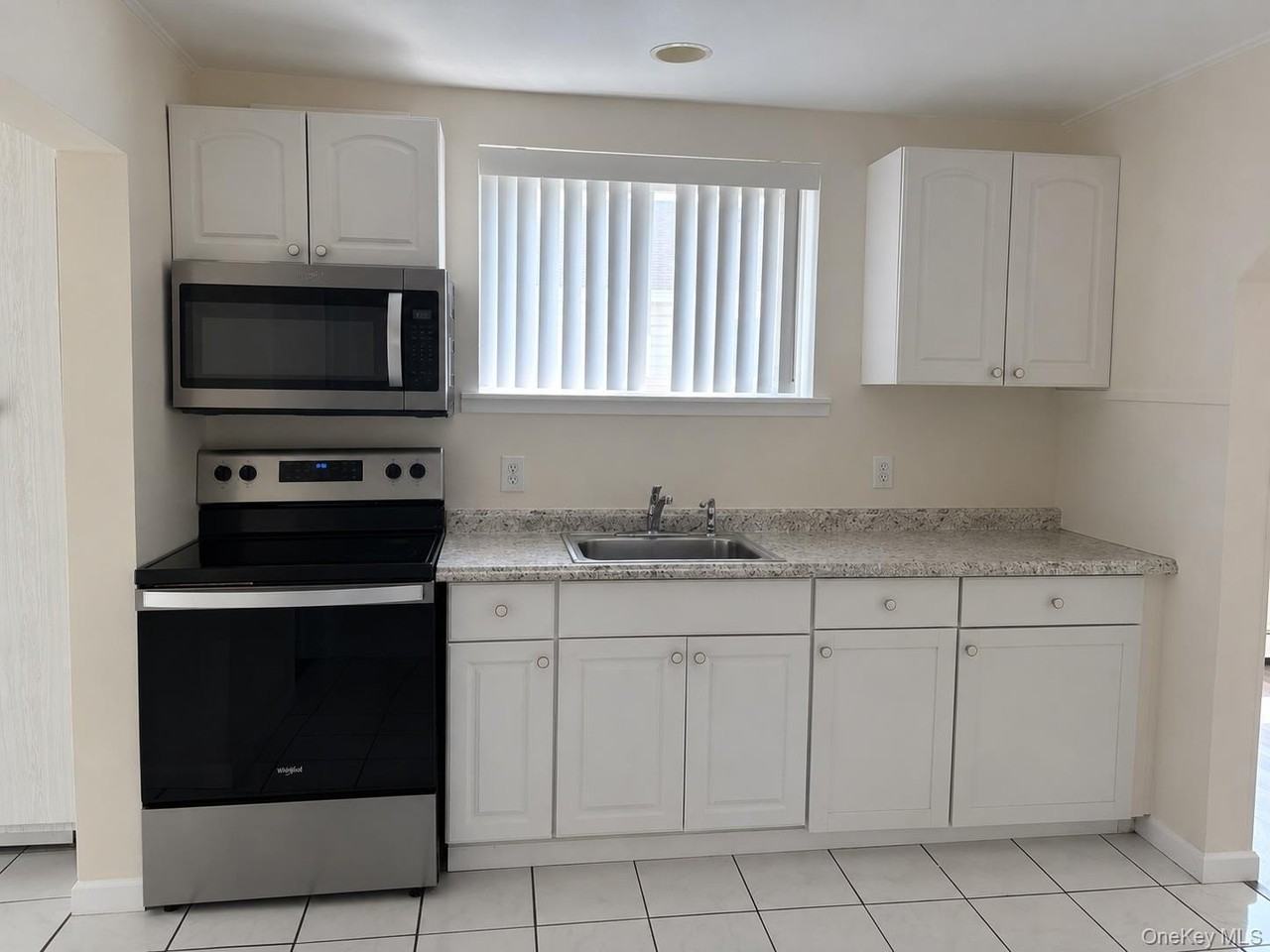 64 Sherman Ave - Photo 4 of 12