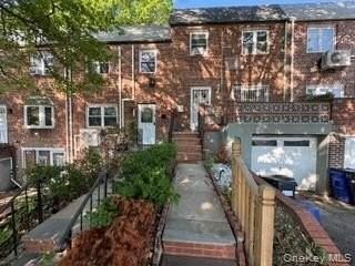 5841 Clearview Expy - Photo 2 of 19