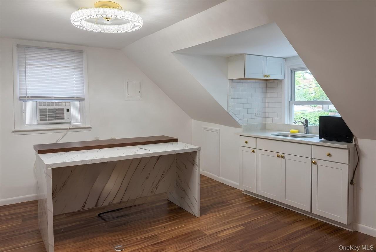 13 Cedarwood Dr - Photo 3 of 11