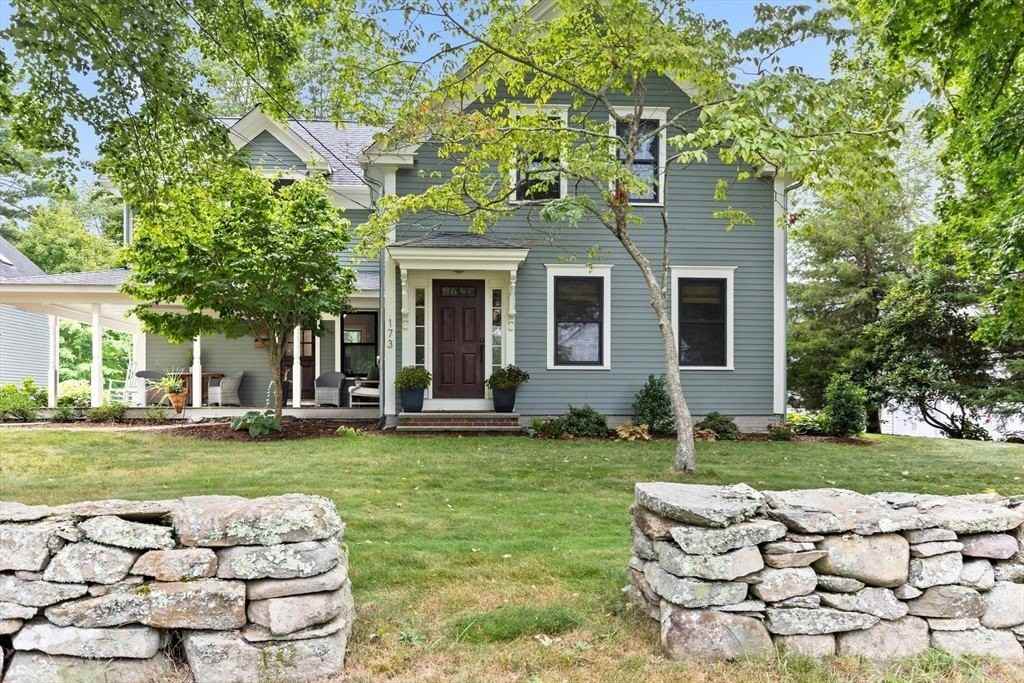 173 Center St - Photo 4 of 36