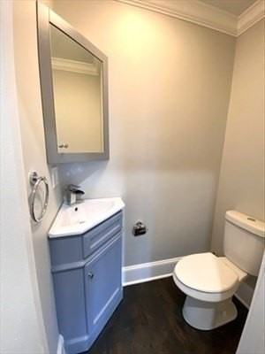 209 Green St #2 - Photo 3 of 13