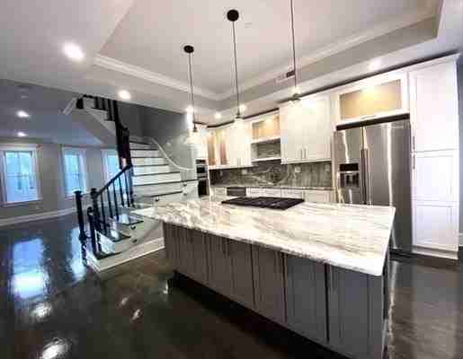 209 Green St #2 - Photo 6 of 13