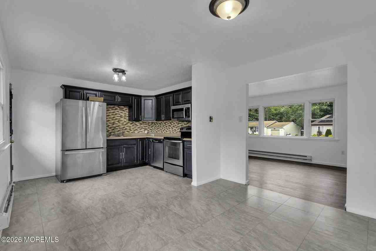 102 Buckhorn Lake Ct - Photo 4 of 14