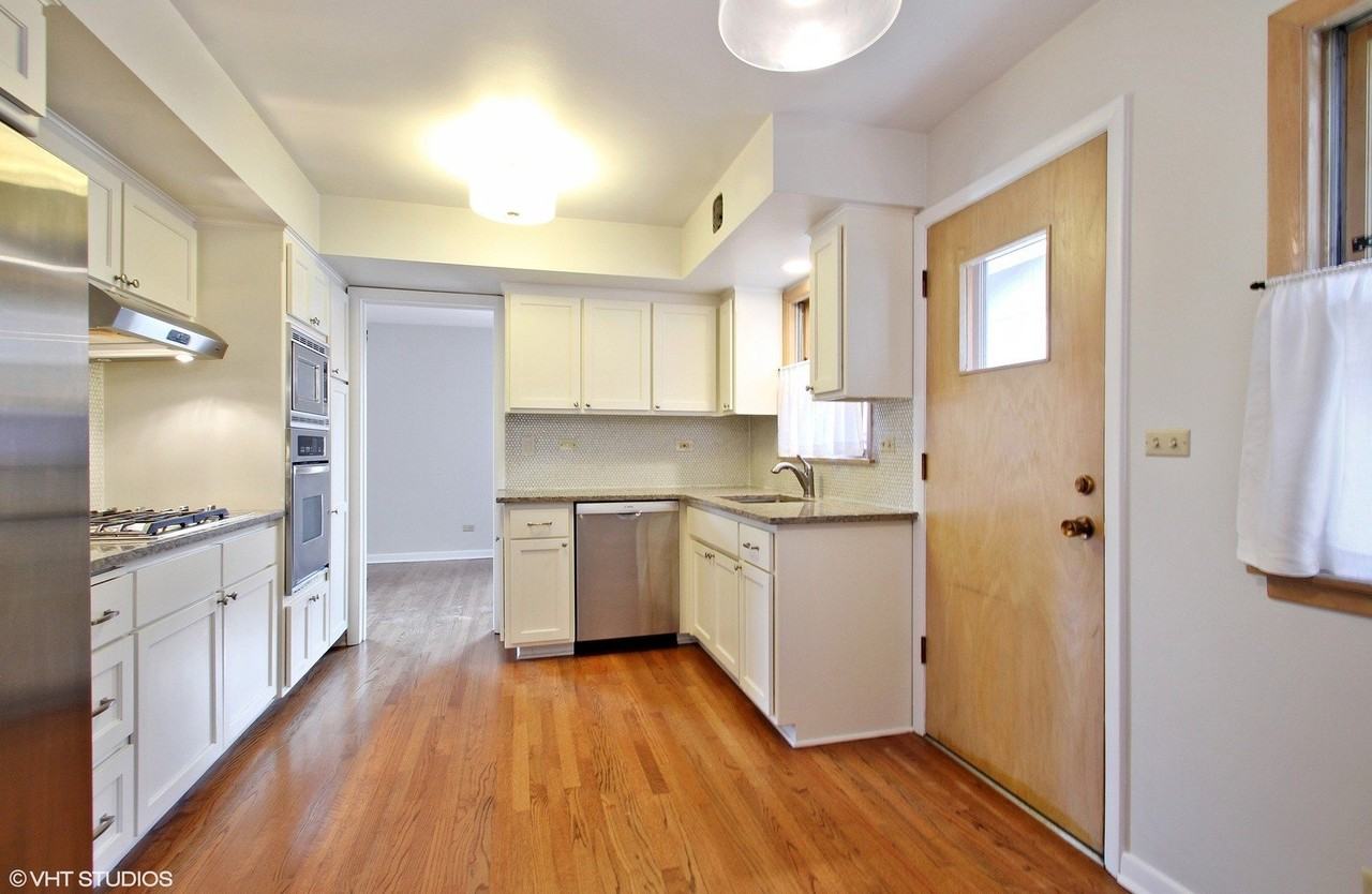 8732 W North Ter - Photo 4 of 13