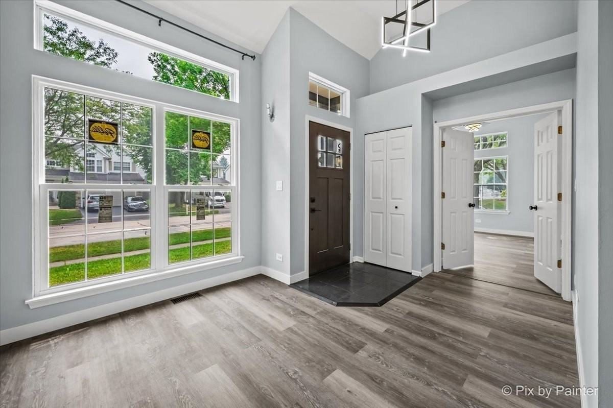 1601 Newgate Ct - Photo 2 of 24