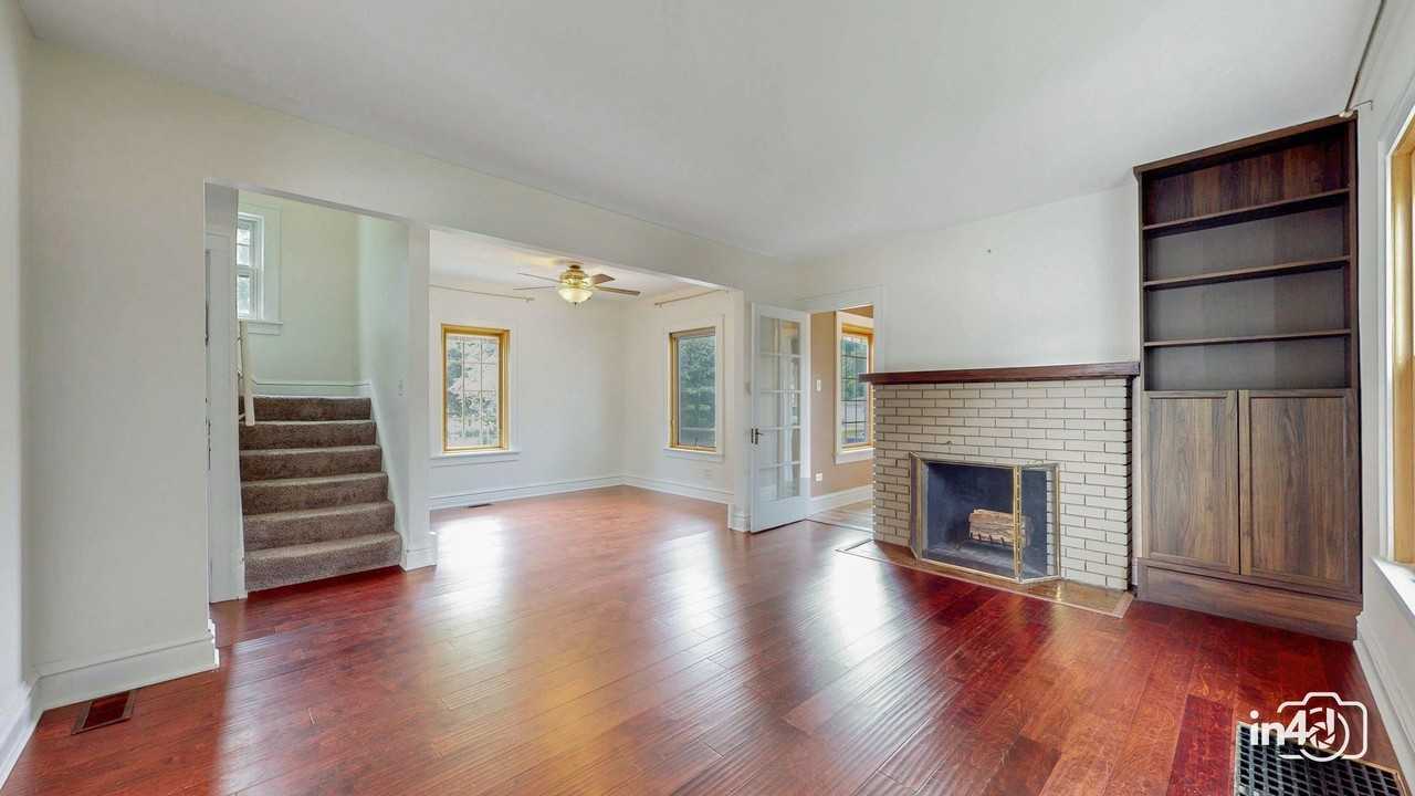 1492 S Jefferson St - Photo 3 of 26