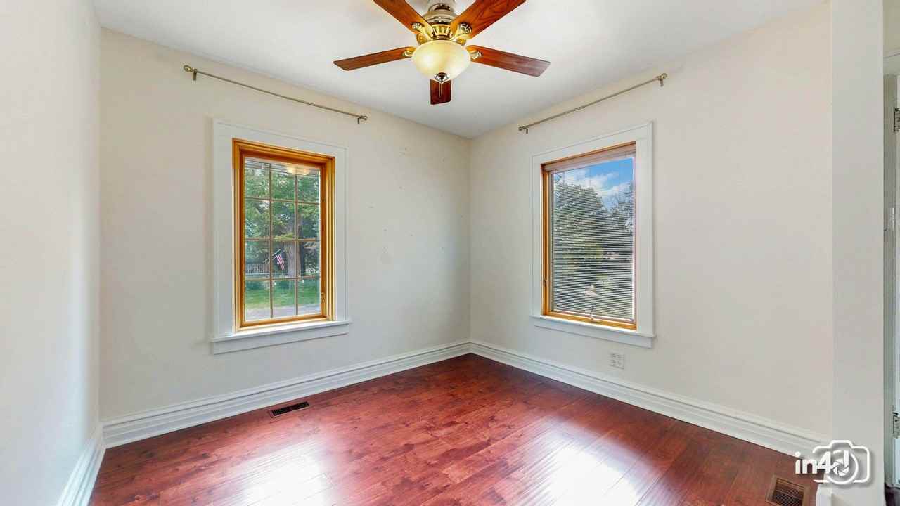 1492 S Jefferson St - Photo 7 of 26