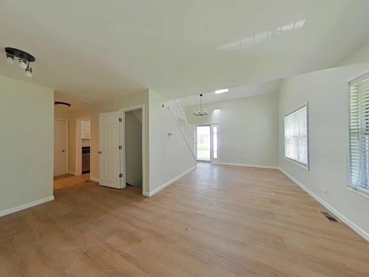 3519 Princeton Ave - Photo 4 of 14