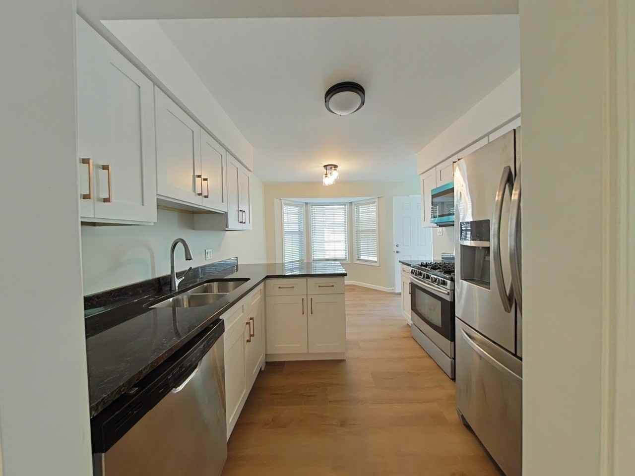 3519 Princeton Ave - Photo 6 of 14