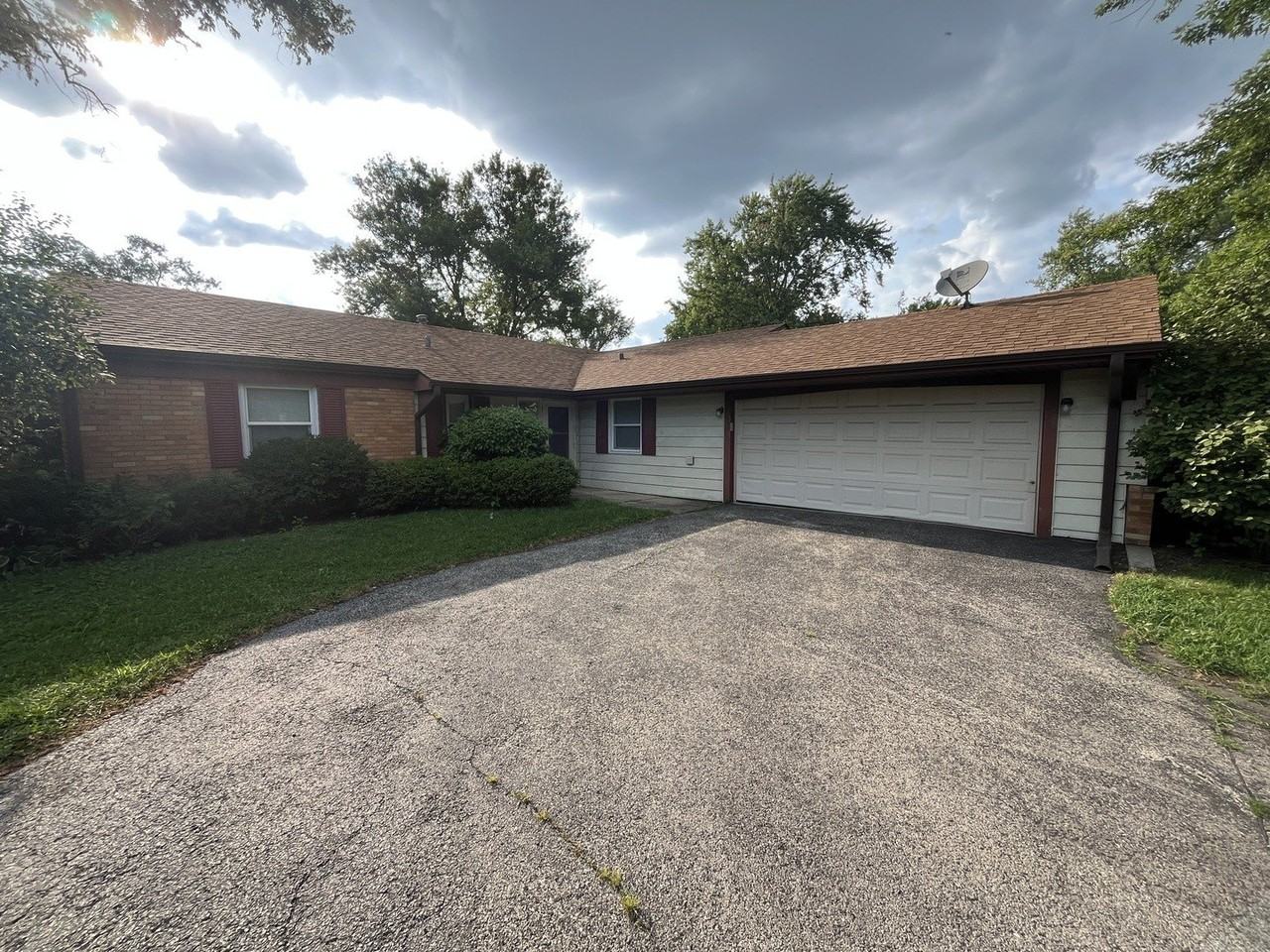 149 Mellbrook Rd - Photo 2 of 18